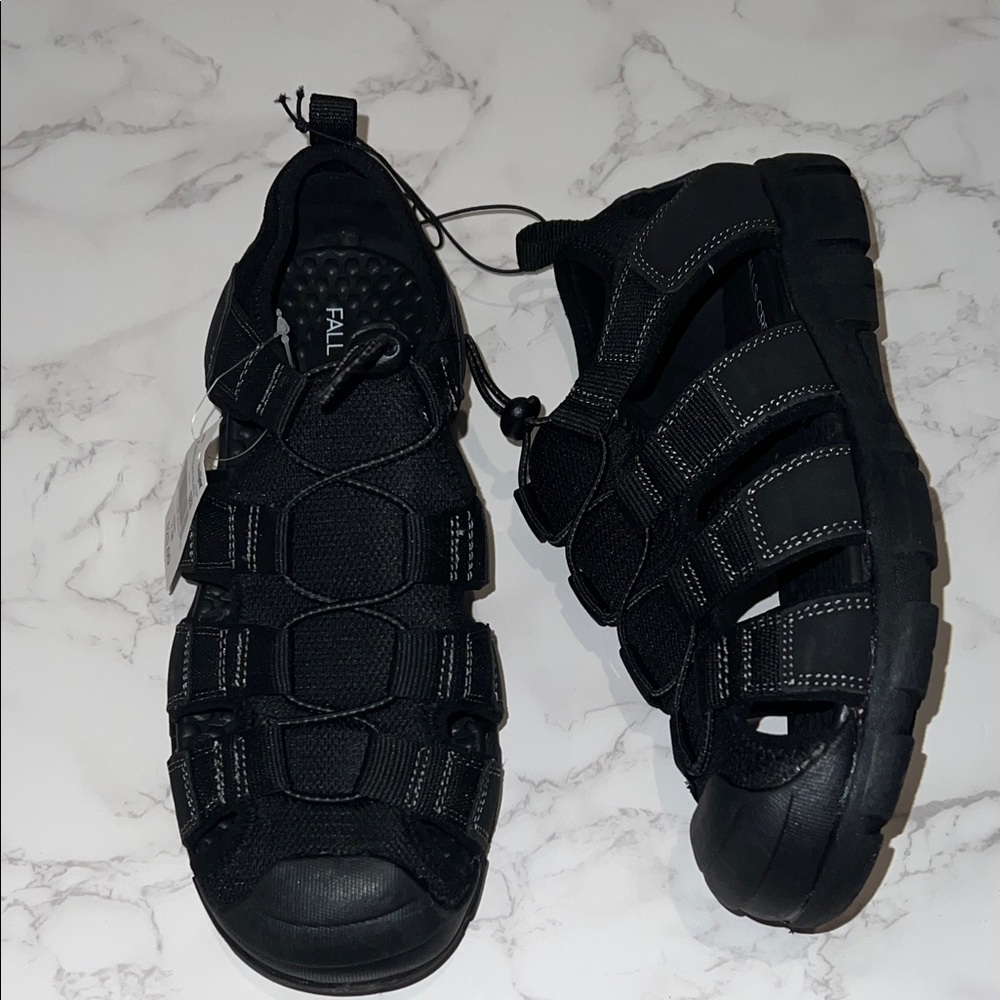 NWT men’s Black Bump Toe Slip on Sneaker outdoor sandals (7)
